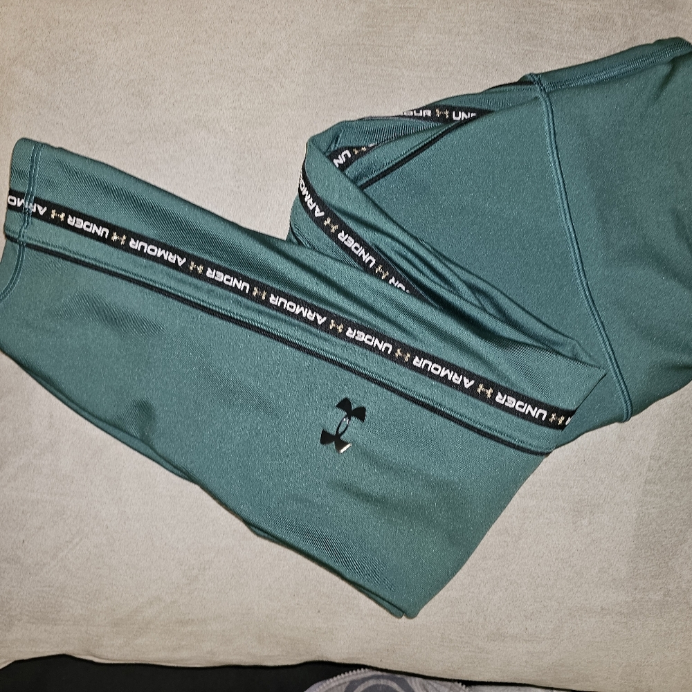 Under armor work our pants